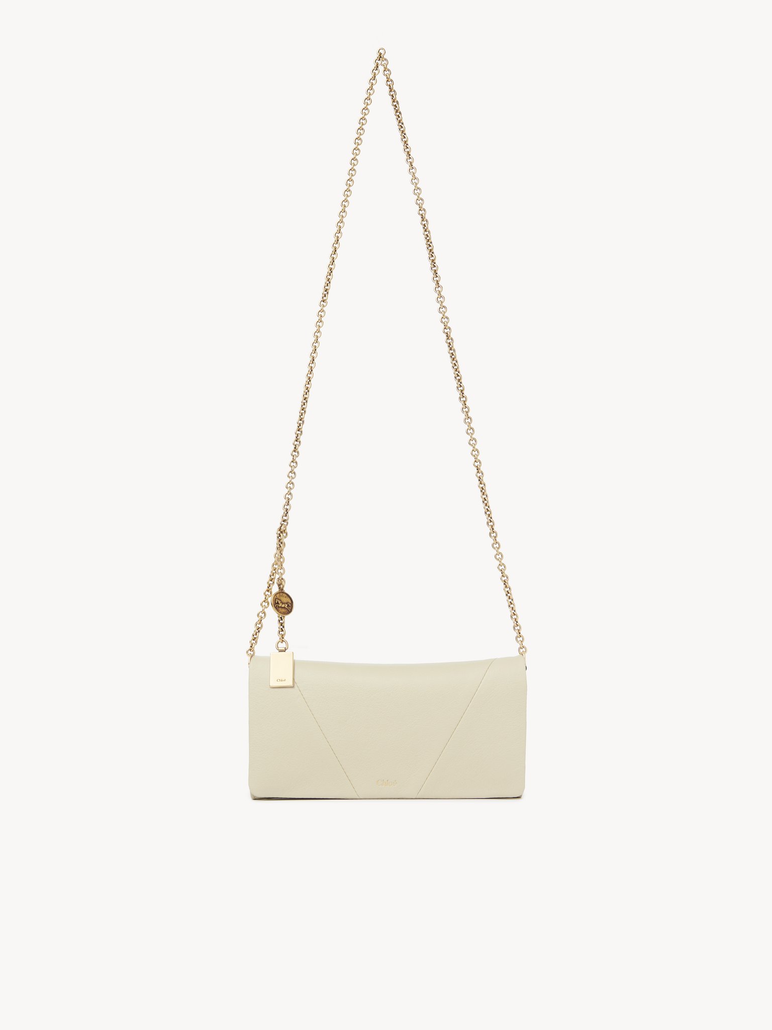 Chloé Spin flap wallet on chain in grained leather Grained buffalo leather
Vegetal Beige