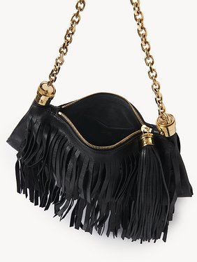 Small Chloé Foulard shoulder bag in fringed leather Fringed buffalo leather
Black Front view of the product being worn