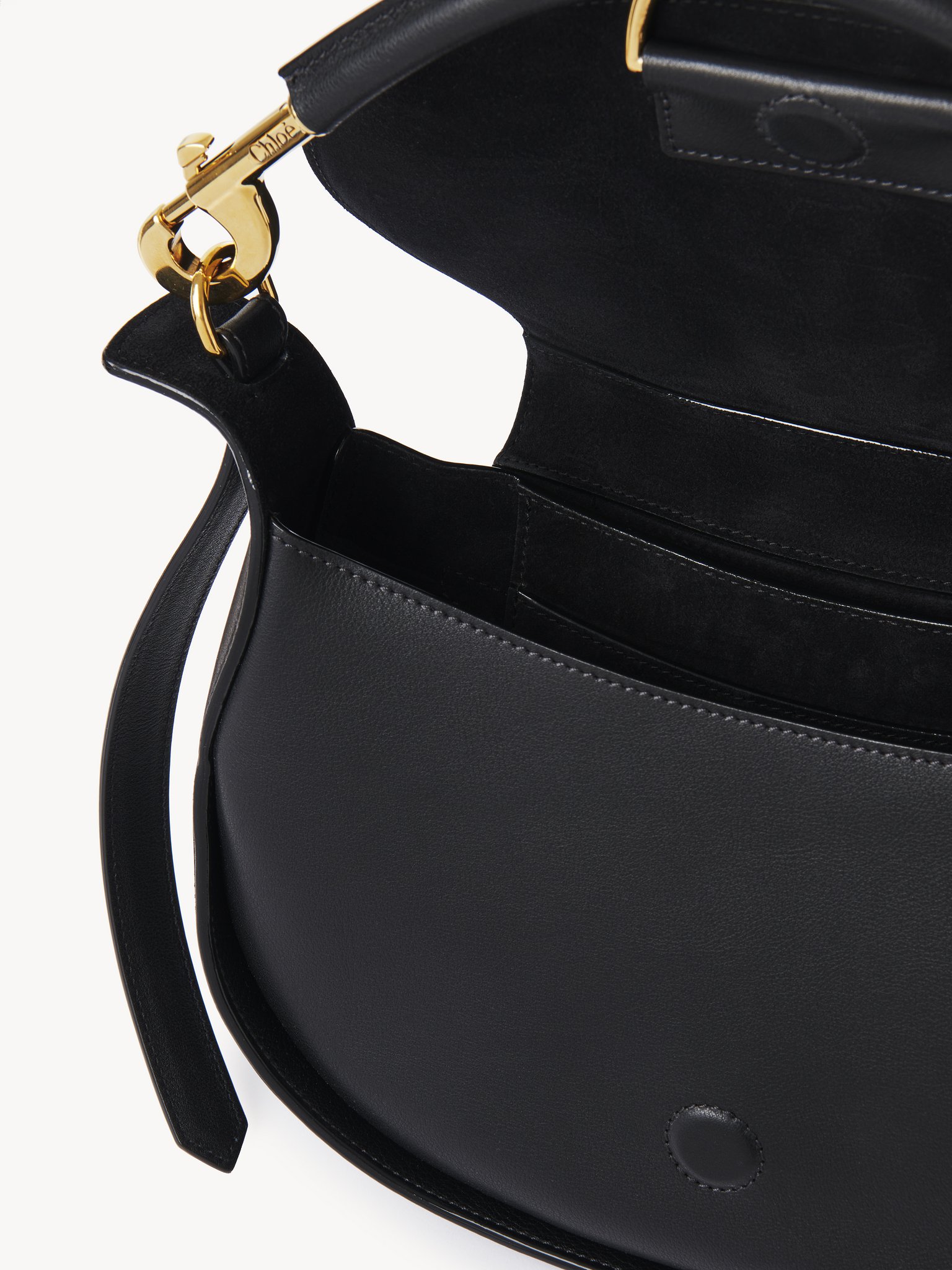 Chloé Ride shoulder bag in soft leather Smooth calfskin
Black Front view of the product being worn