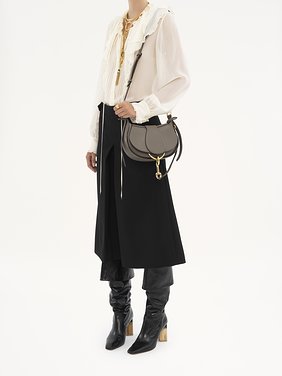 Small Chloé Ride crossbody bag in soft leather Smooth calfskin
Flannel Grey [*** acc_altImage_shotG ***]