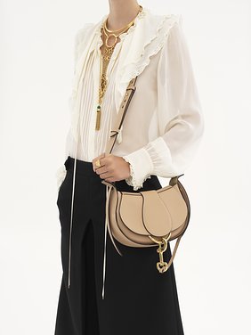 Small Chloé Ride crossbody bag in soft leather Smooth calfskin
Elephant Back view of the product