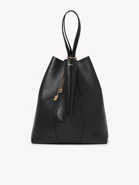 Large Chloé Spin tote bag in grained leather Shiny grained calfskin
Black Back view of the product