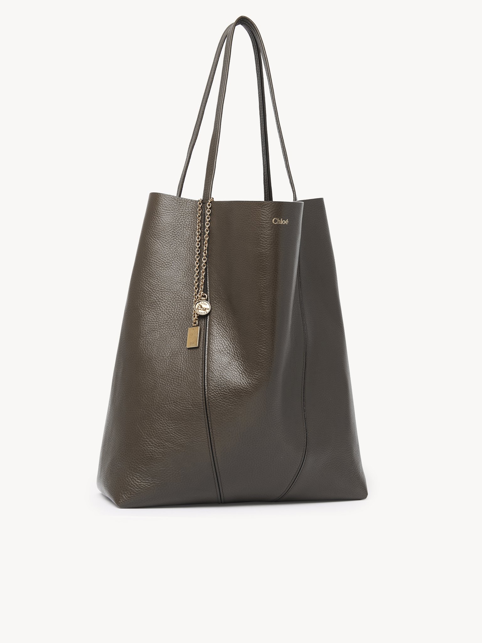 Large Chloé Spin tote bag in grained leather Shiny grained calfskin
Flannel Grey 