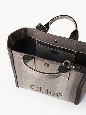 Chloé Carry tote bag in canvas Cotton canvas
Kohl Brown Front view of the product being worn