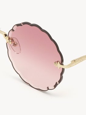 Rosie sunglasses Gold metal
Gradient pink lenses Product detail