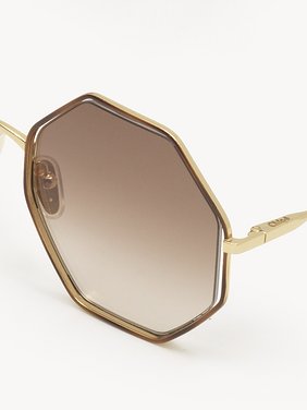 Poppy Petite sunglasses Gold metal & havana
Gradient brown lenses Product detail