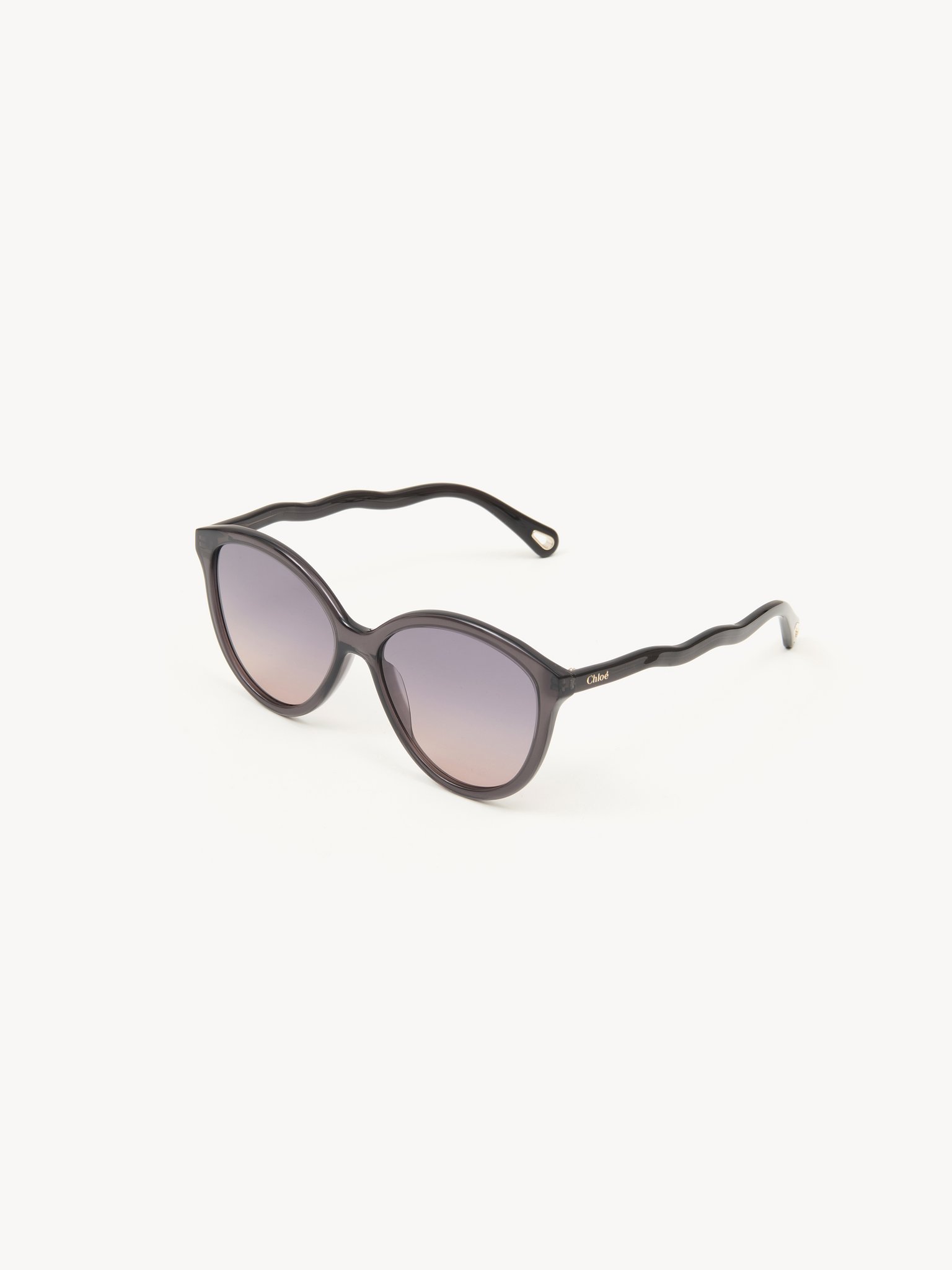 Zelie sunglasses Transparent Grey
Gradient Blue/Nude lenses