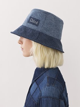 Romy bucket hat in denim Post-consumer recycled denim
Blue Multicolor Product detail