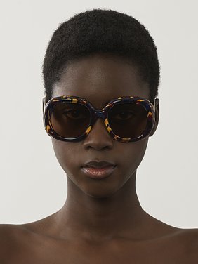 Gayia sunglasses Spotted Burgundy recycled acetate & bio-based nylon
Solid Brown lenses Top view of the product