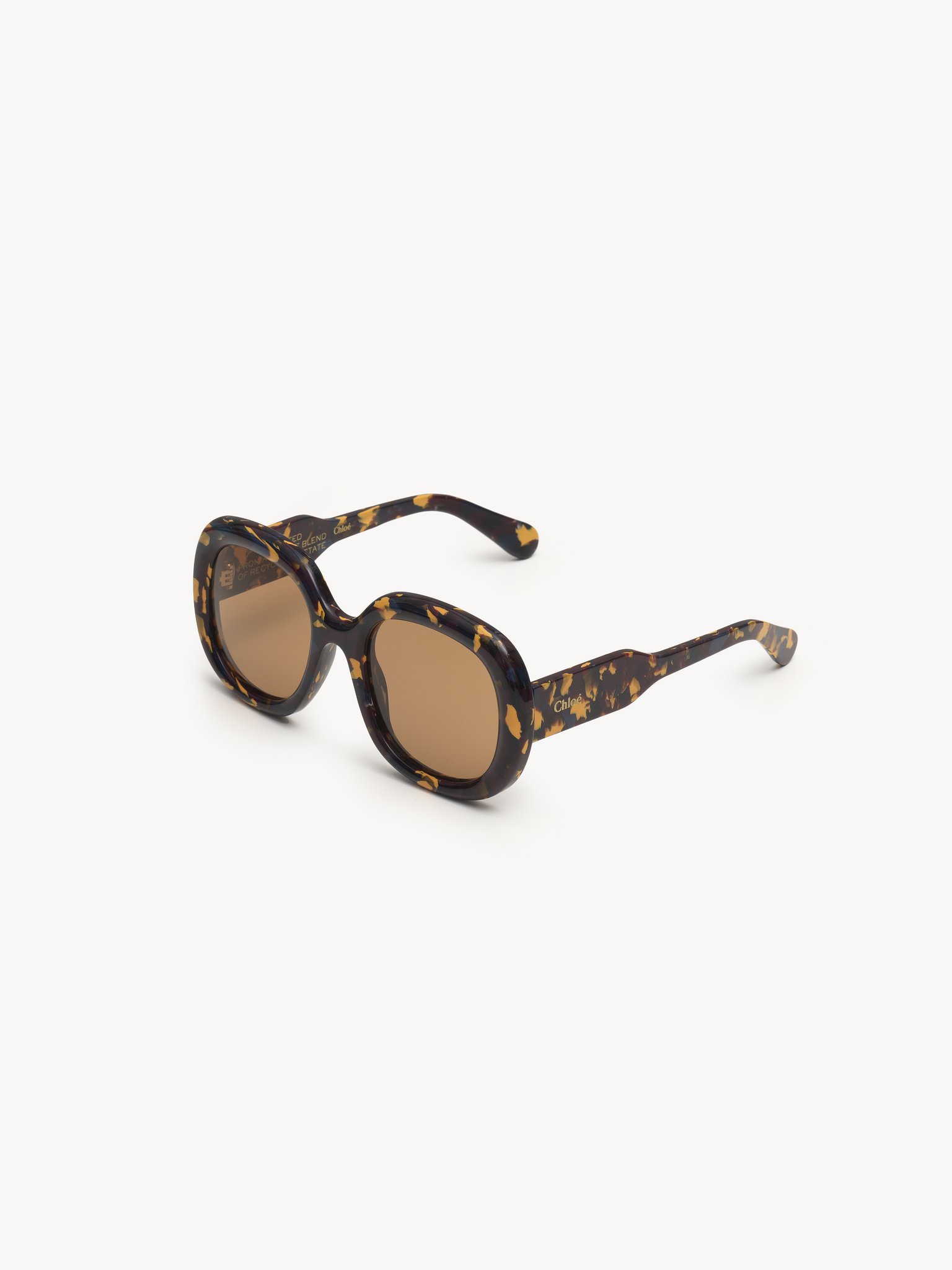 Gayia sunglasses Spotted Burgundy recycled acetate & bio-based nylon
Solid Brown lenses