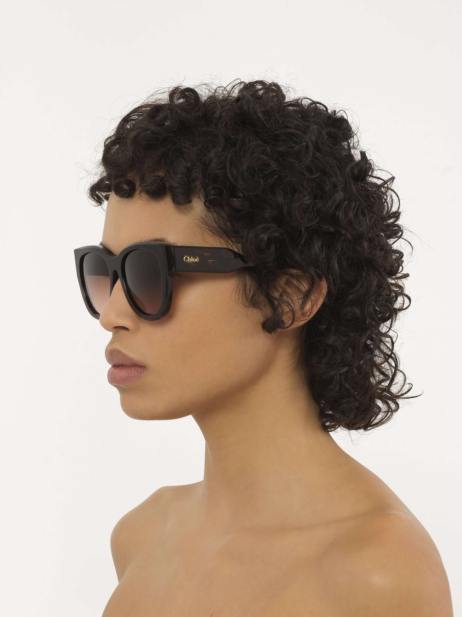 Gayia sunglasses Dark Havana recycled acetate & bio-based nylon
Double gradient Dark Wine/Nut lenses 