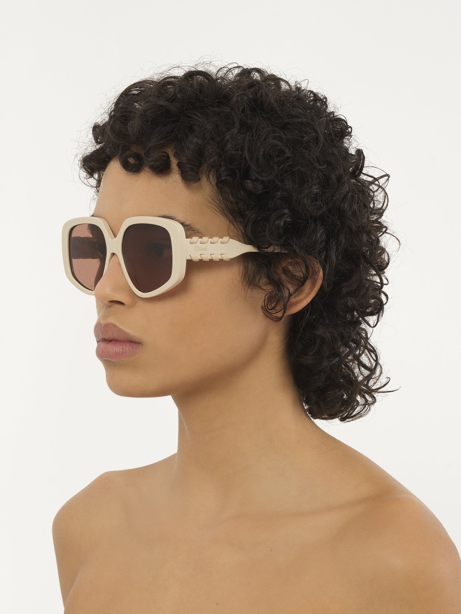 Mony sunglasses Ivory lower-impact acetate & bio-based nylon
Solid Brick lenses 