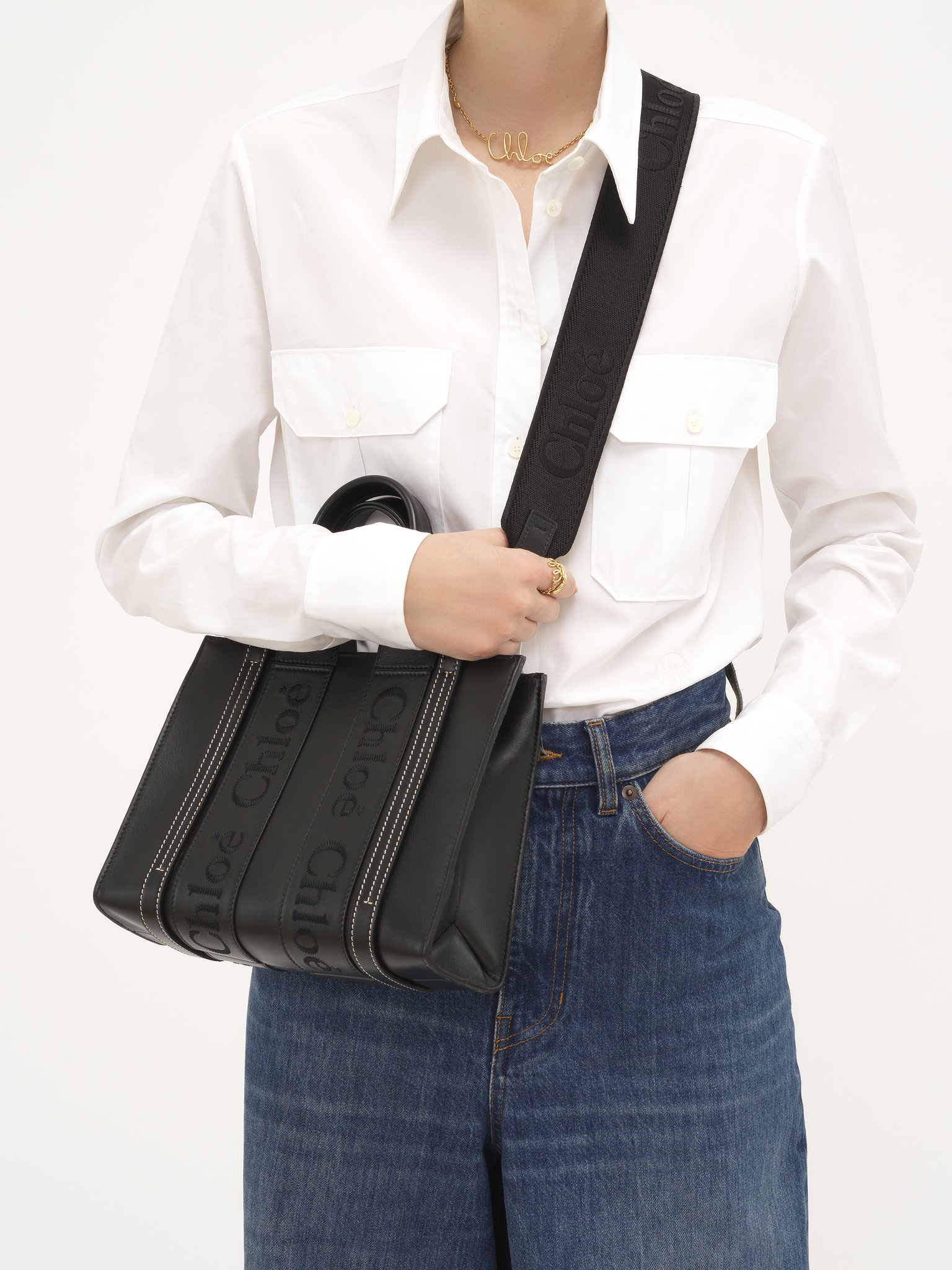 Adjustable strap in canvas Canvas with Chloé logo embroidery
Black Top view of the product