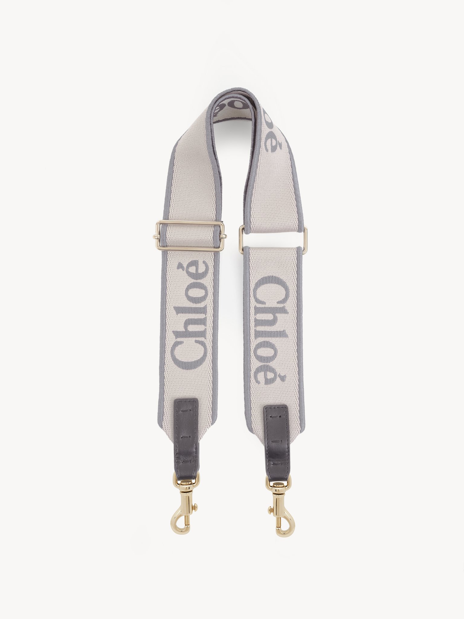 Adjustable strap in canvas Canvas with Chloé logo embroidery
Elephant Grey