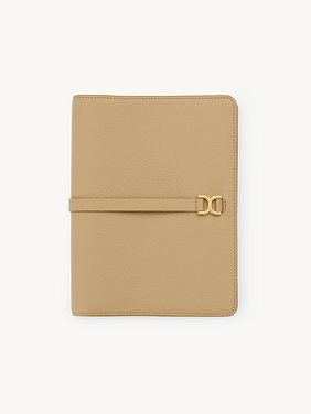 Marcie notebook with cover Paper, grained calfskin & brass
Milky Brown