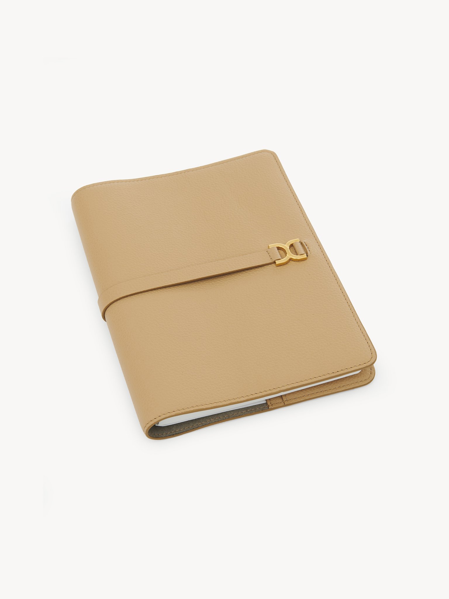 Marcie notebook with cover Paper, grained calfskin & brass
Milky Brown Back view of the product