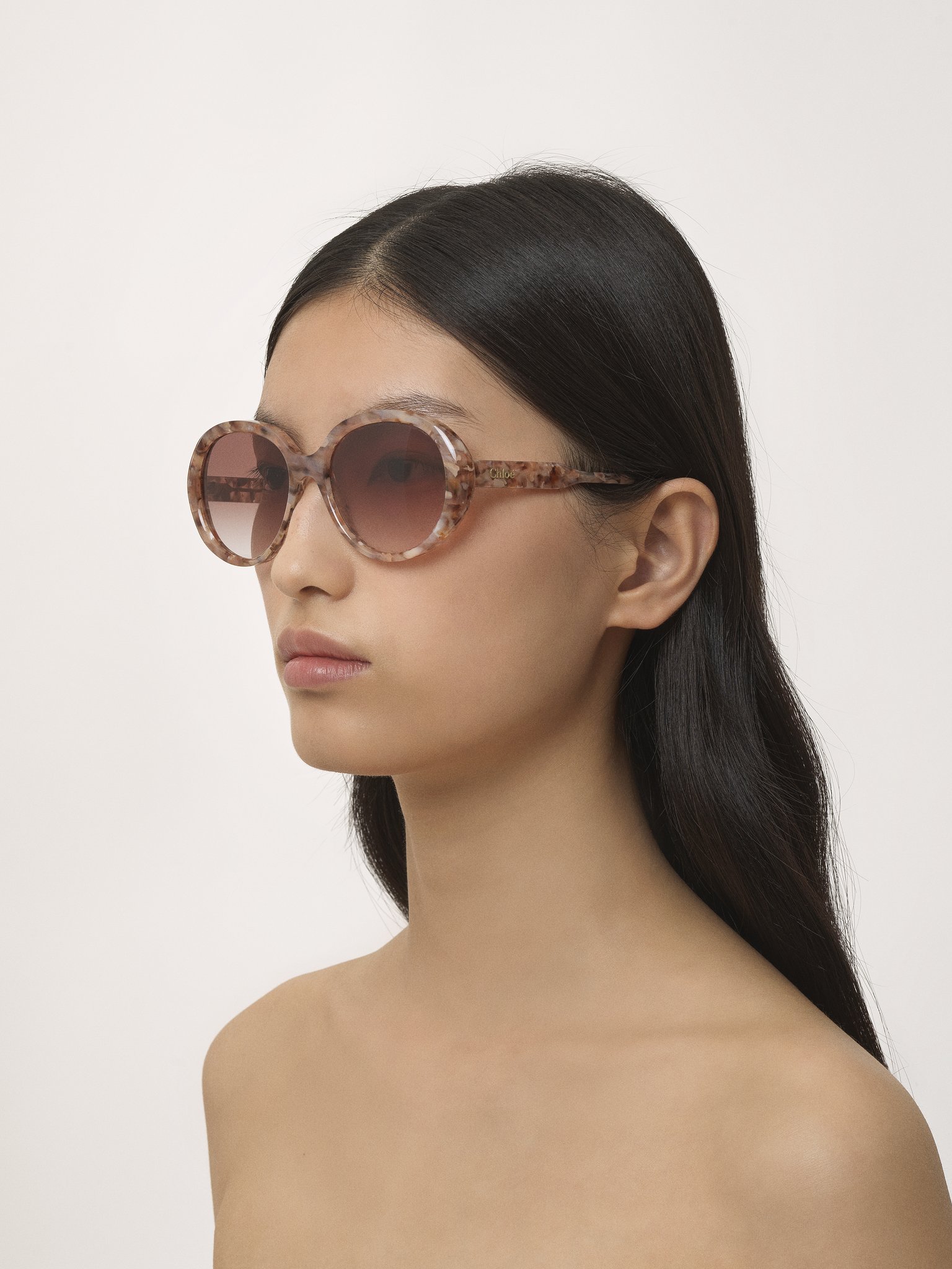 Gayia sunglasses Rose Havana recycled acetate & bio-based nylon
Gradient Burgundy lenses 