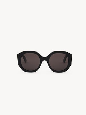 Naomy sunglasses Black lower-impact acetate & bio-based nylon
Gray lenses Back view of the product