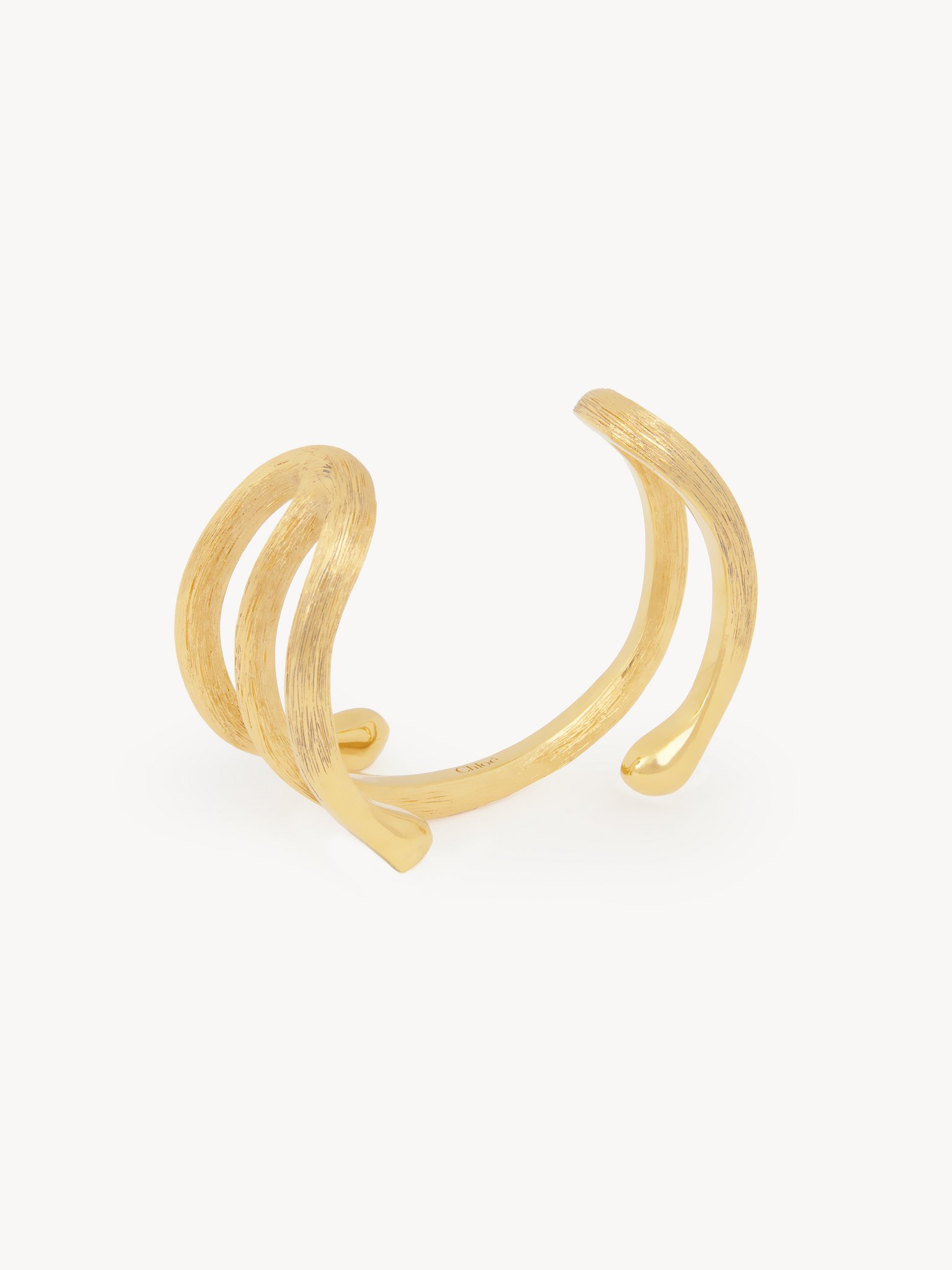 The Chloé Eclectic cuff bracelet Brass
Vintage Gold Product detail