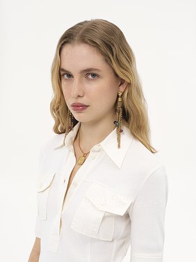 The Chloé Pompoms earrings Brass, synthetic pearls & crystal glass
Vintage Gold Back view of the product