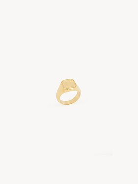 The Chloé Charms ring Brass
Vintage Gold Product detail