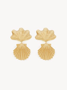 The Chloé Shells earrings Brass
Vintage Gold