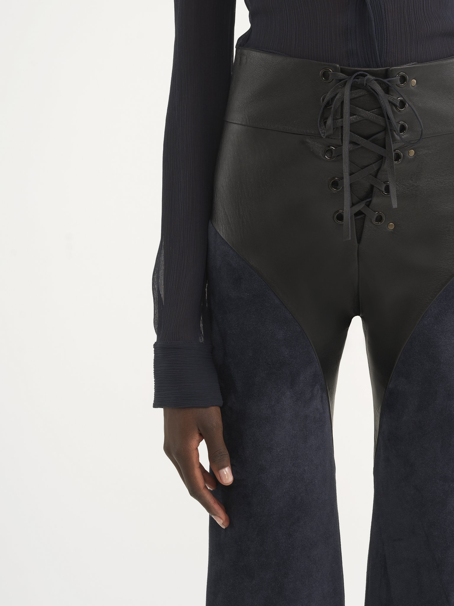 Lace-up flared patchwork pants in leather Suede calfskin & nappa leather
Evening Blue 