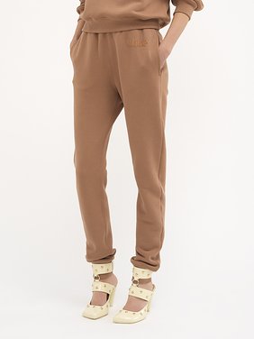 Generous jogging trousers in cotton fleece Matte velvet signature cotton fleece
Blush Nude Product detail