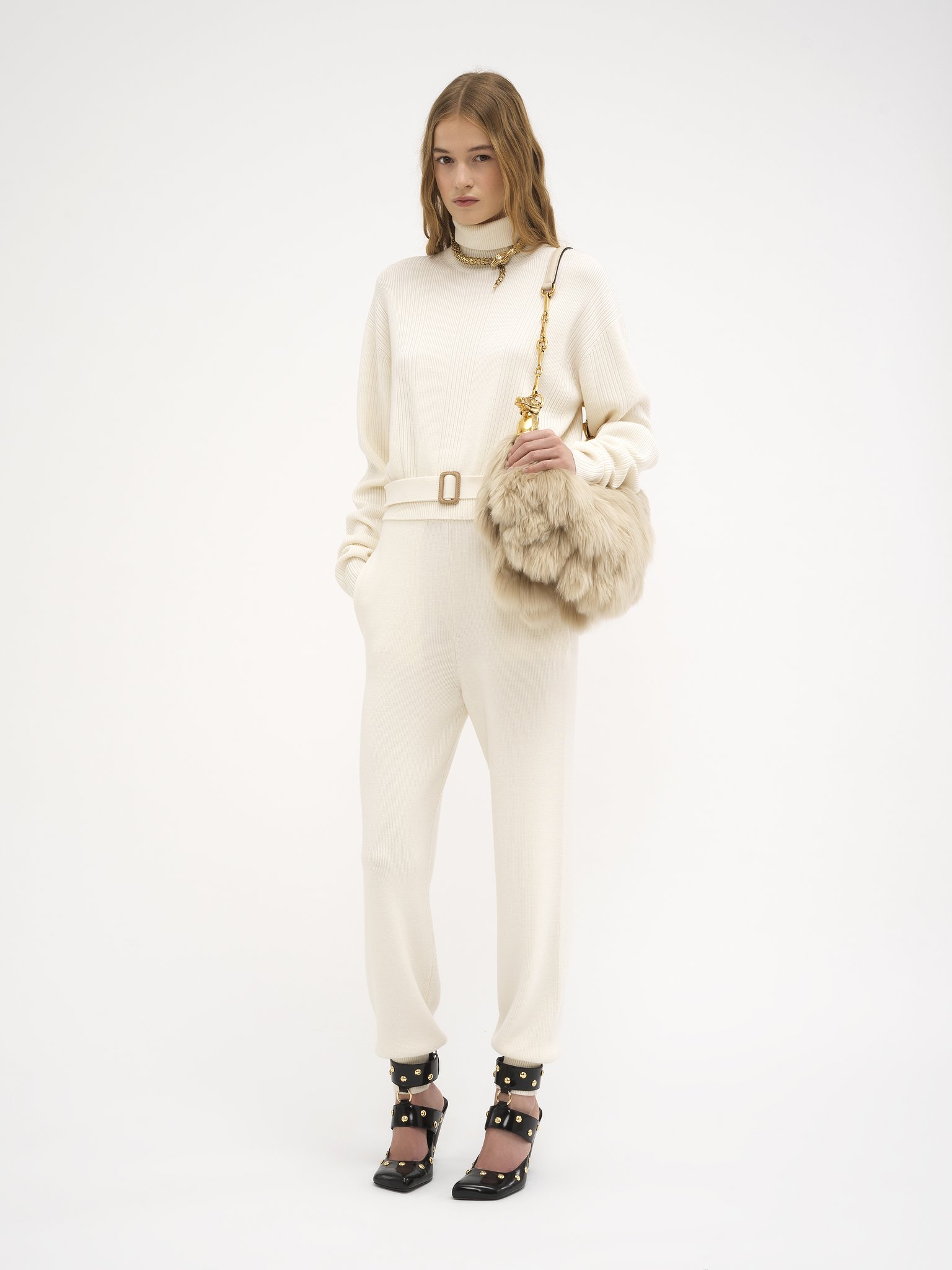 Jogging trousers in wool knit Lower-impact multistitch wool knit
Iconic Milk Back view of the product