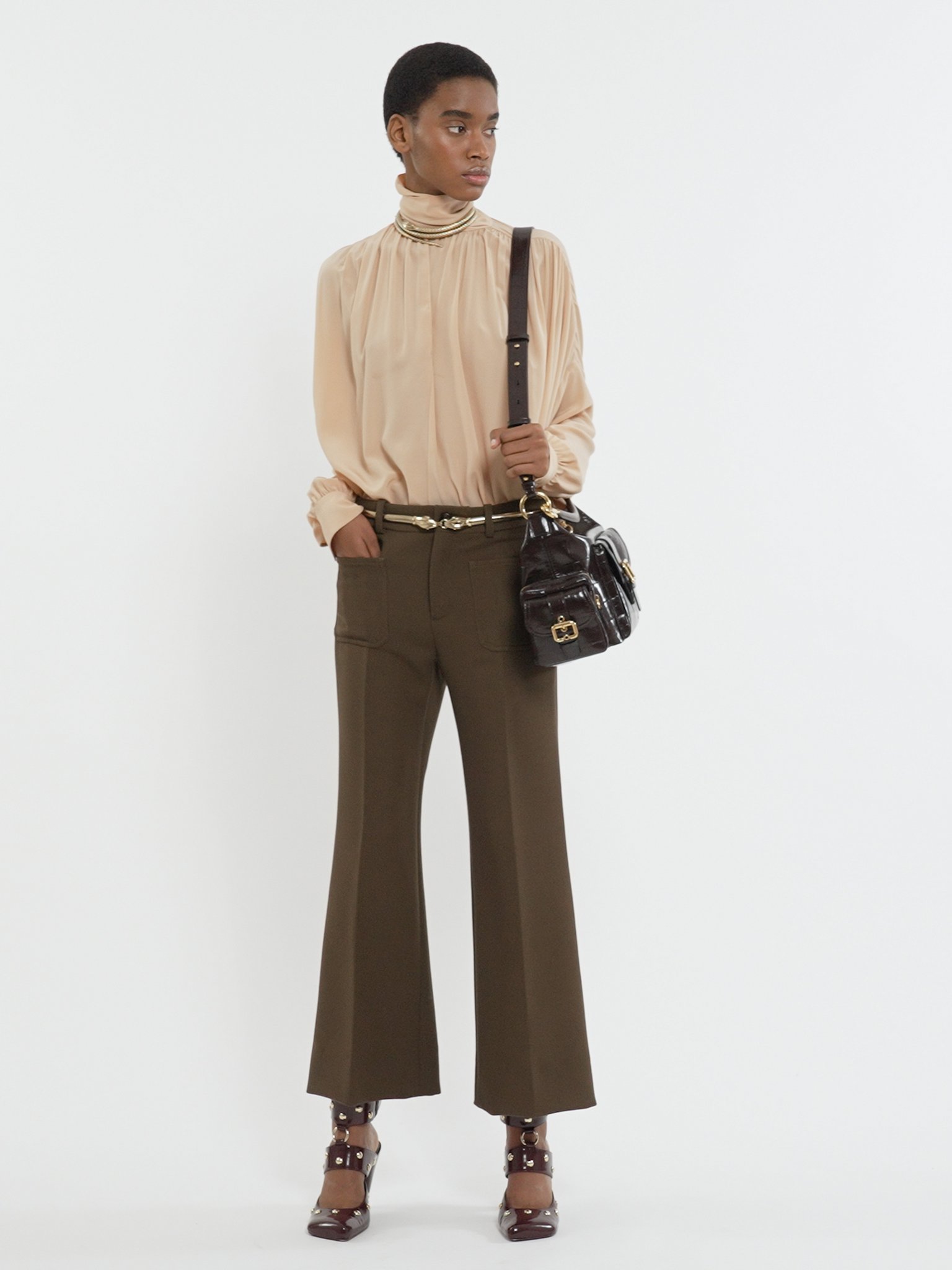 Cropped bootcut pants in cavalry wool Brushed cavalry wool
Palm Brown [*** acc_altImage_shotV ***]