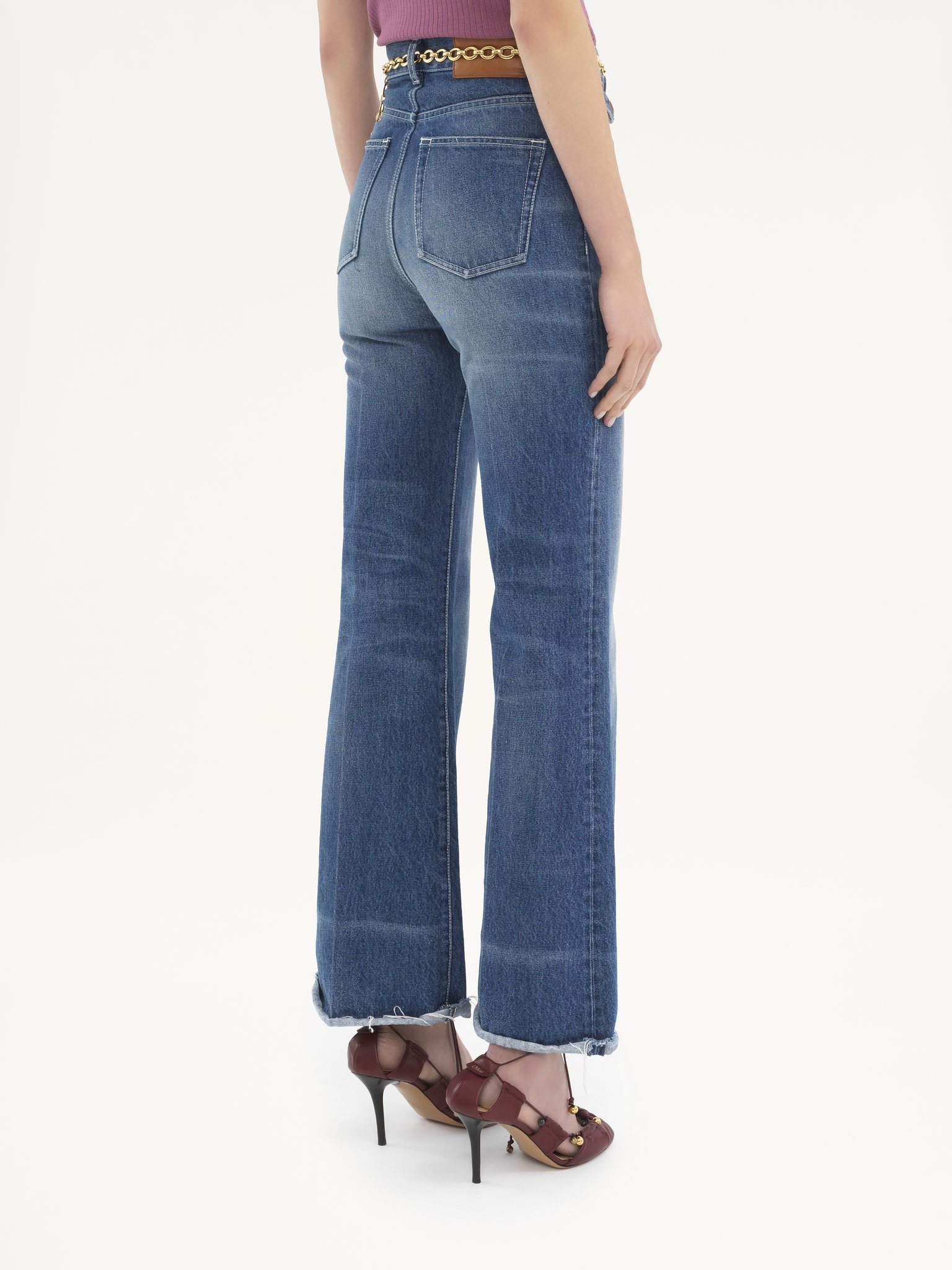 High-rise flare jeans in denim Cotton denim
Ocean blue Top view of the product