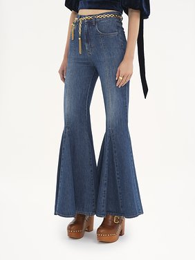 Fluid flare jeans in denim Lightweight indigo denim
Night Blue Product detail