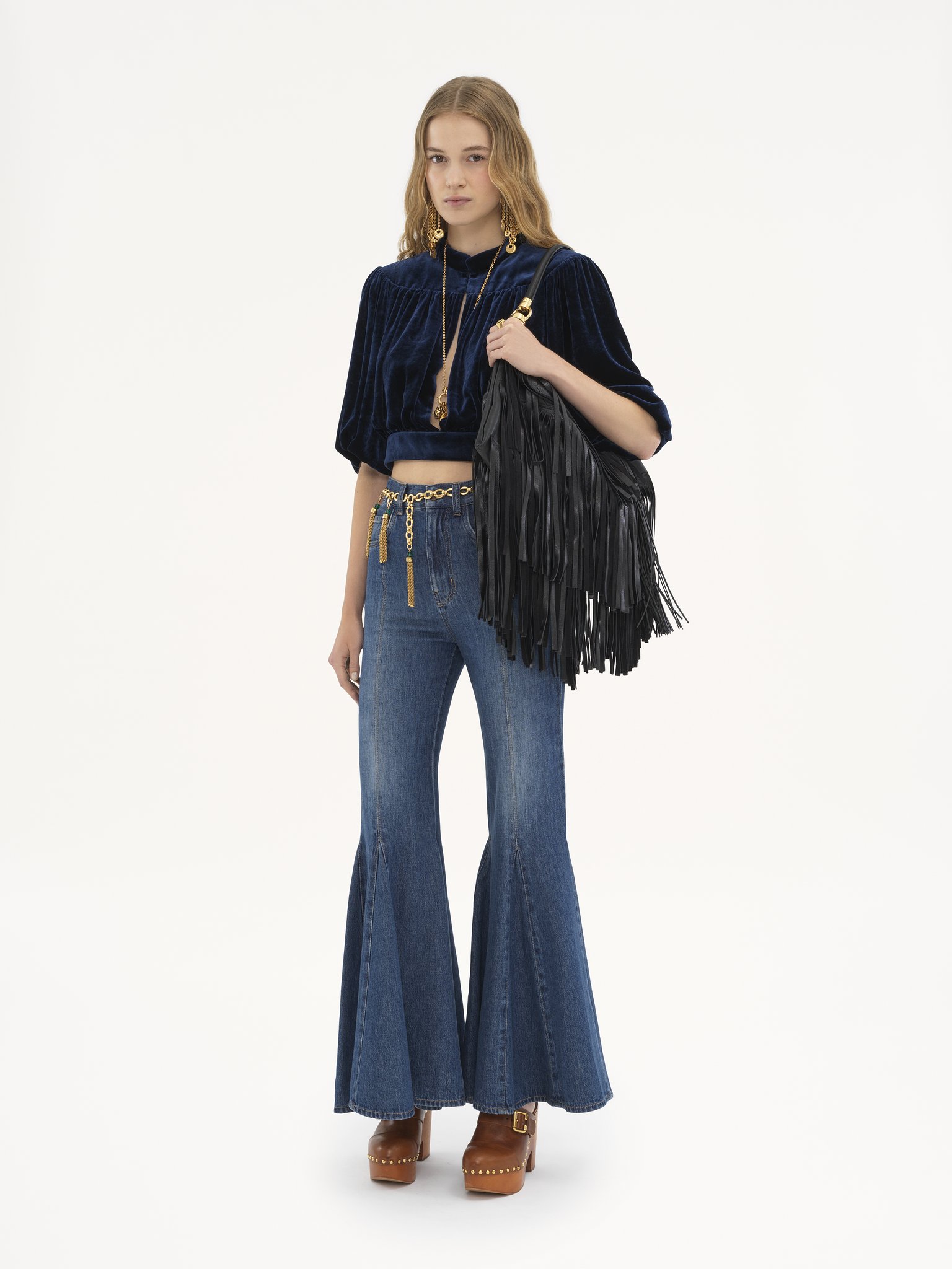 Fluid flare jeans in denim Lightweight indigo denim
Night Blue Back view of the product