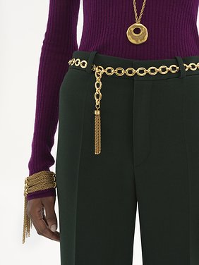 Flared tailored pants in wool crêpe Lower-impact wool crêpe
Nightfall Green 