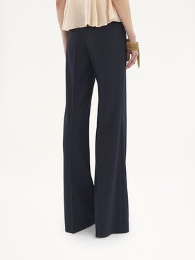 Flared tailored pants in stretch wool Lower-impact iconic stretch wool
Eclipse Blue 