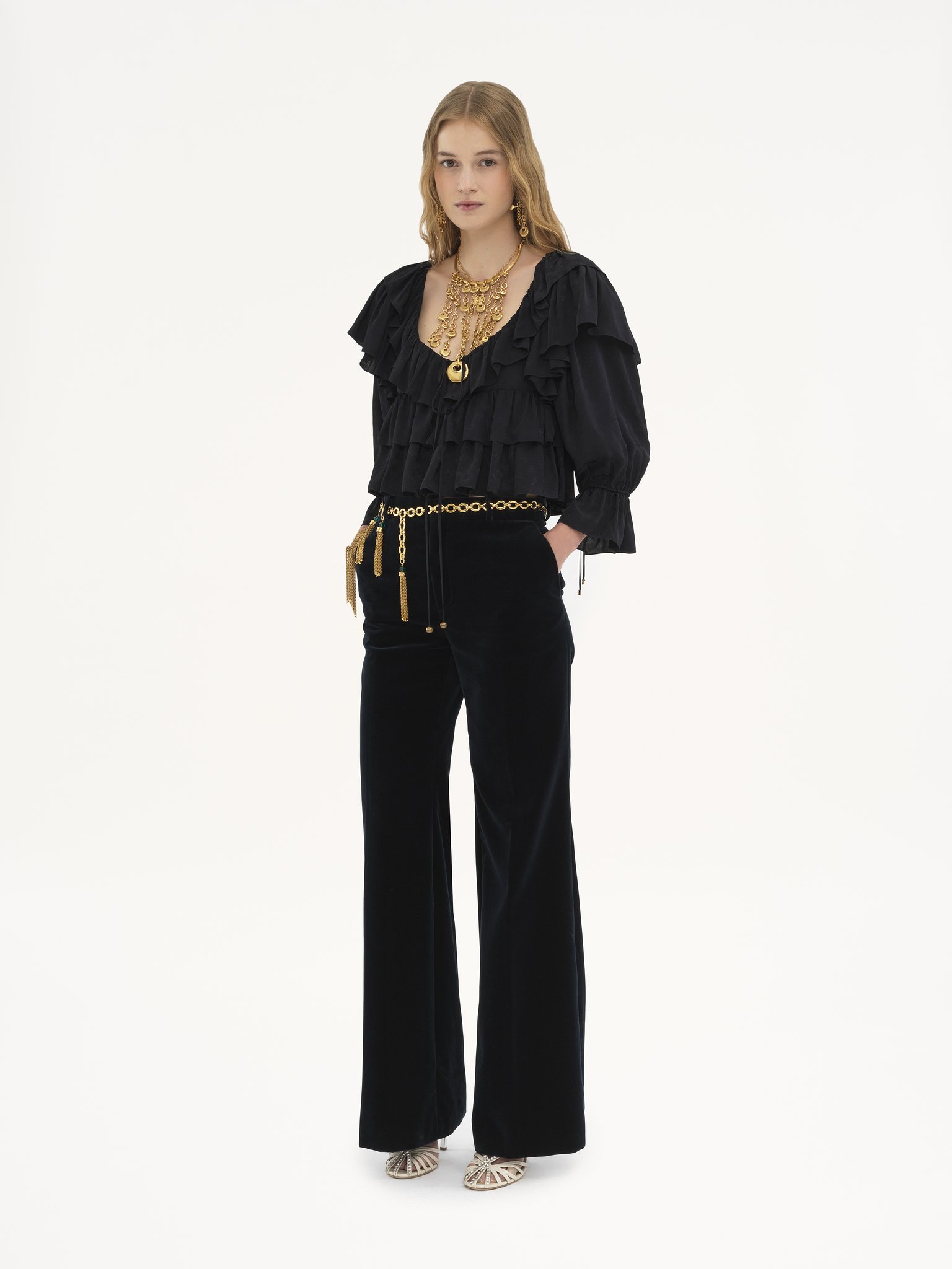 Flared tailored pants in velvet Soft cotton velvet
Evening Blue Back view of the product